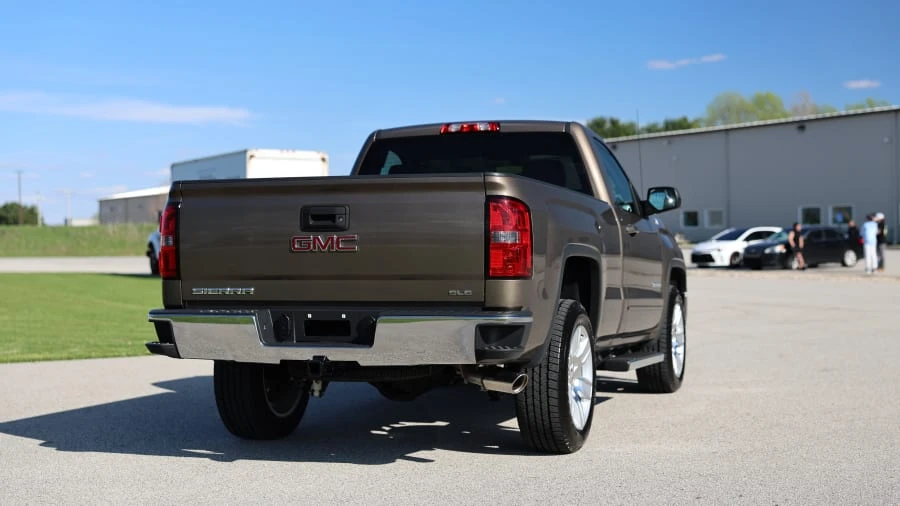 2014 GMC Sierra 4th Gen - Image 3 of 31