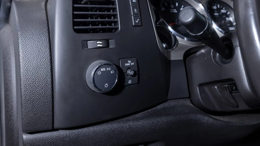 2014 GMC Sierra Heavy Duty 3rd Gen - Image 28 of 31