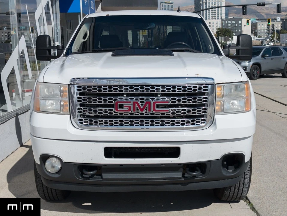 2014 GMC Sierra Heavy Duty 4th Gen - Image 10 of 21