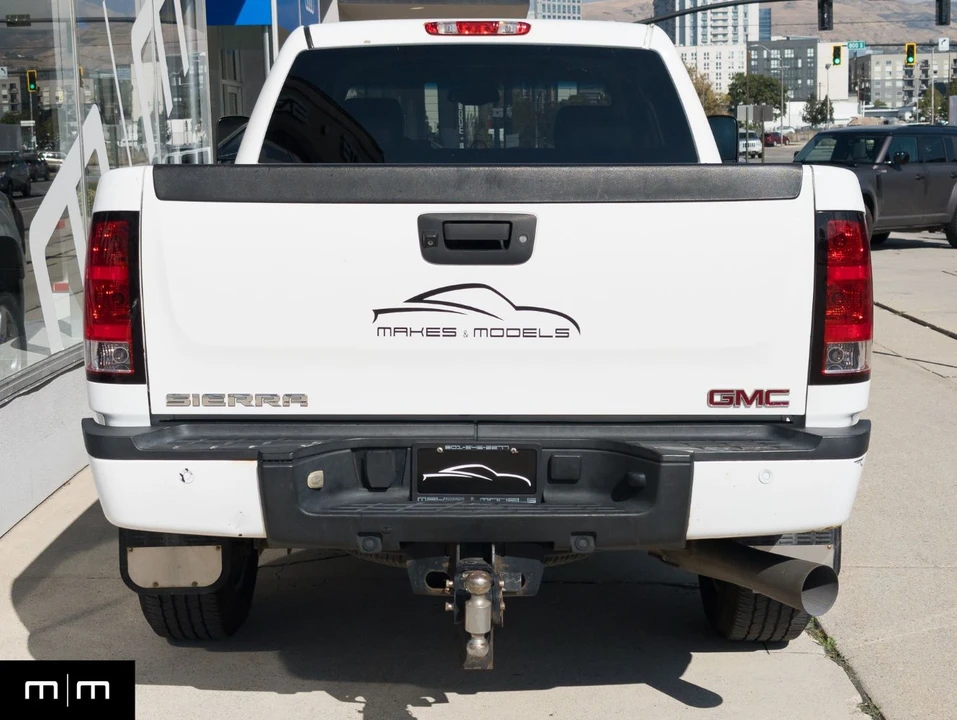 2014 GMC Sierra Heavy Duty 4th Gen - Image 4 of 21