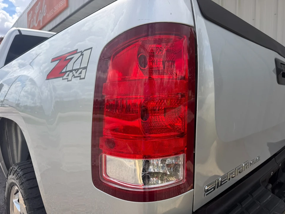 2014 GMC Sierra Heavy Duty 3rd Gen - Image 5 of 31