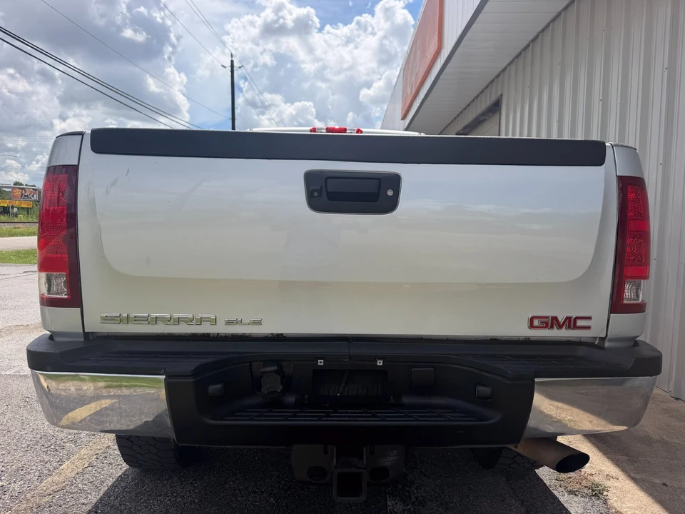 2014 GMC Sierra Heavy Duty 3rd Gen - Image 6 of 31