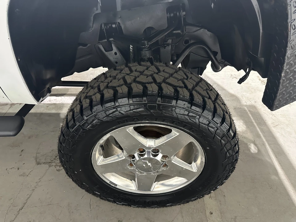 2014 GMC Sierra Heavy Duty 3rd Gen - Image 8 of 21