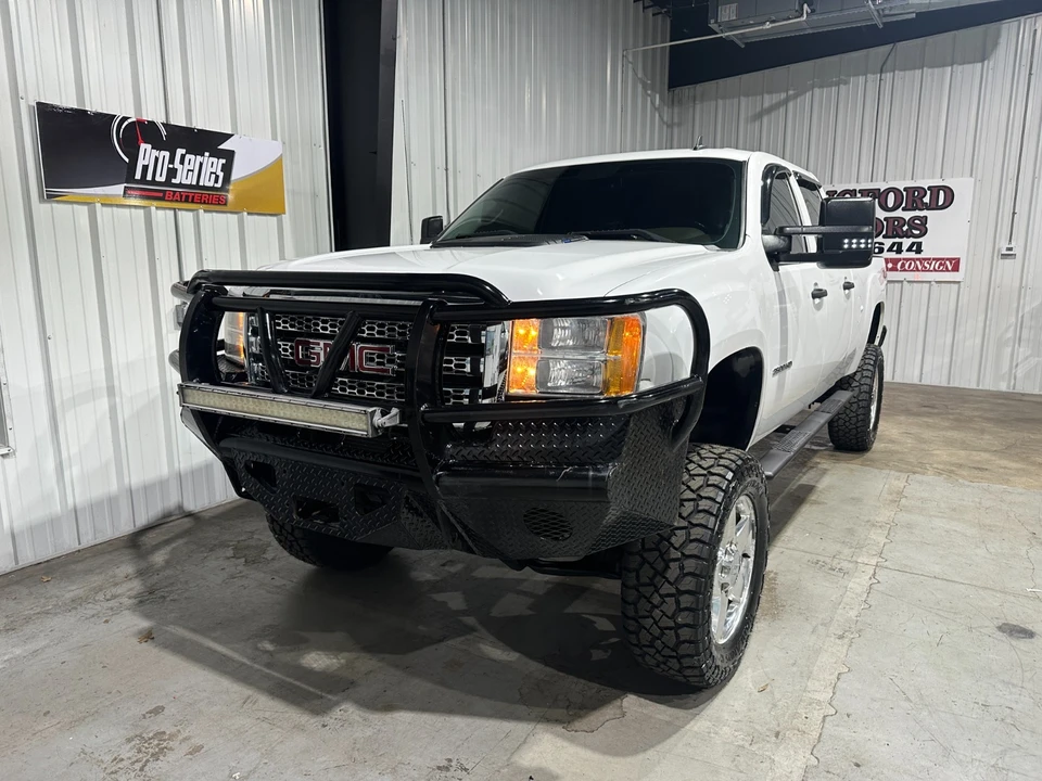 2014 GMC Sierra Heavy Duty 3rd Gen - Image 2 of 21
