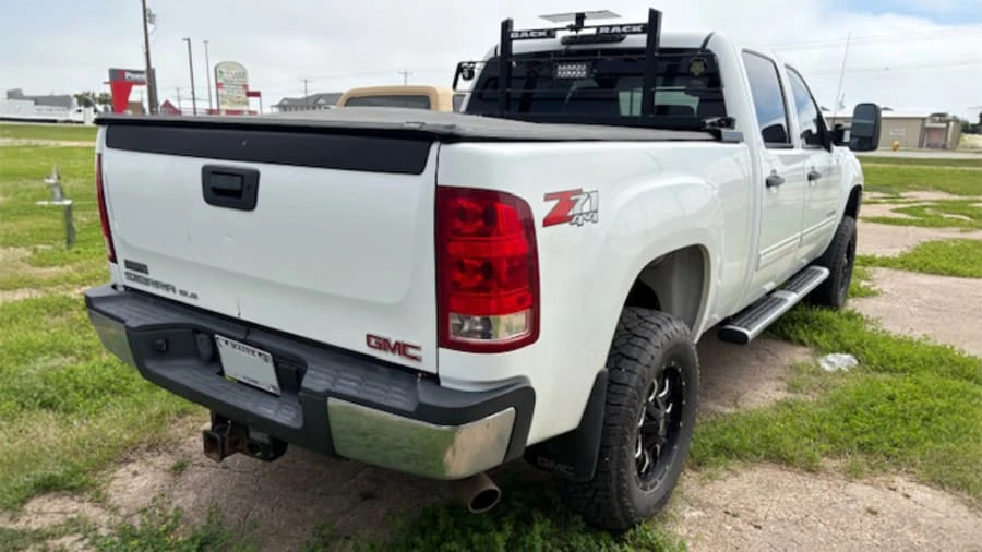 2014 GMC Sierra Heavy Duty 3rd Gen - Image 4 of 8