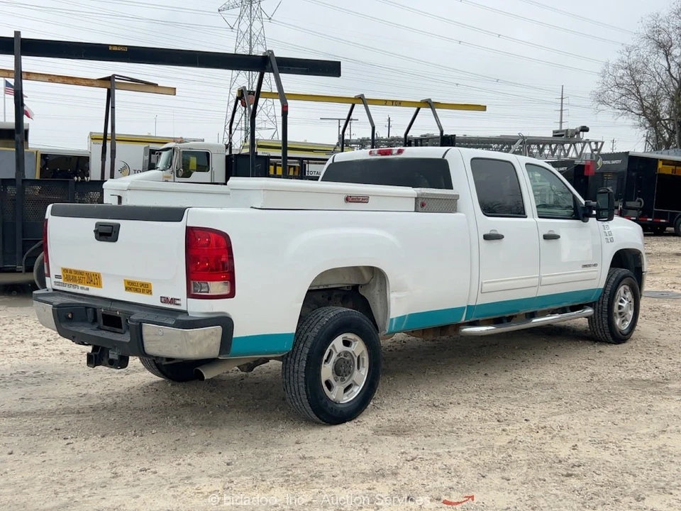 2014 GMC Sierra Heavy Duty 3rd Gen - Image 3 of 12