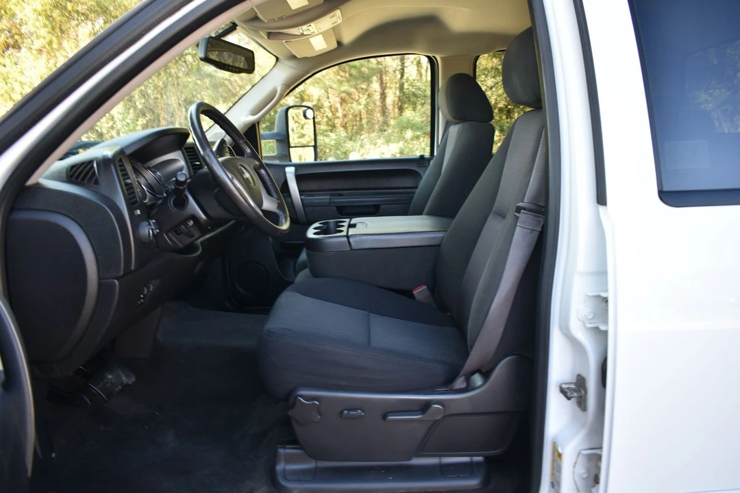 2014 GMC Sierra Heavy Duty 3rd Gen - Image 10 of 12