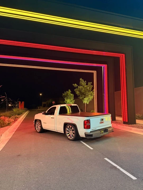 2014 GMC Sierra 3rd Gen - Image 4 of 8