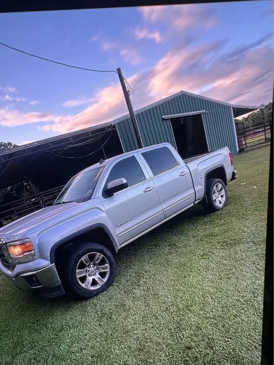 2014 GMC Sierra 4th Gen - Image 2 of 2