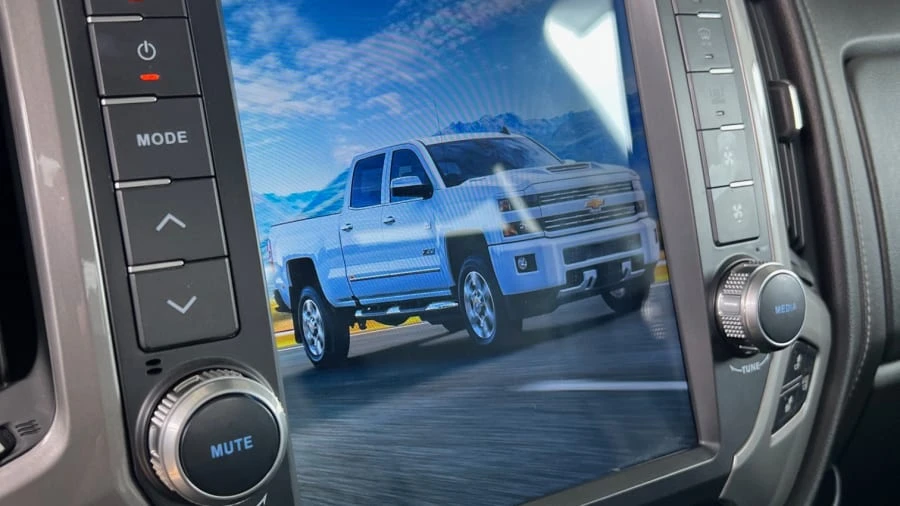 2014 GMC Sierra 4th Gen - Image 18 of 31