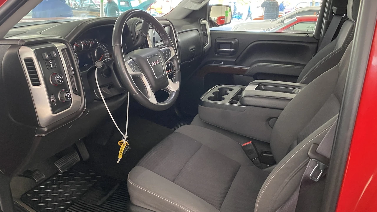 2014 GMC Sierra 4th Gen - Image 3 of 5