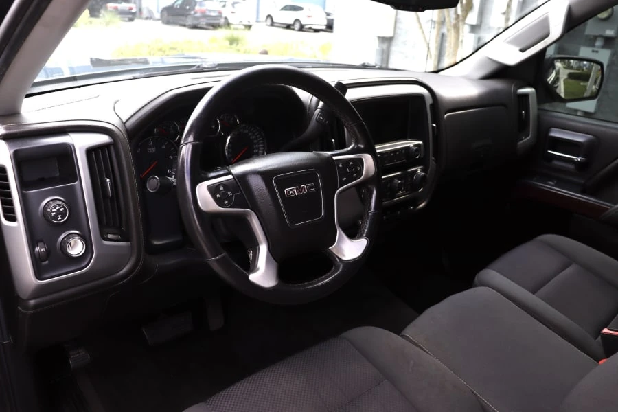 2014 GMC Sierra 4th Gen - Image 9 of 17