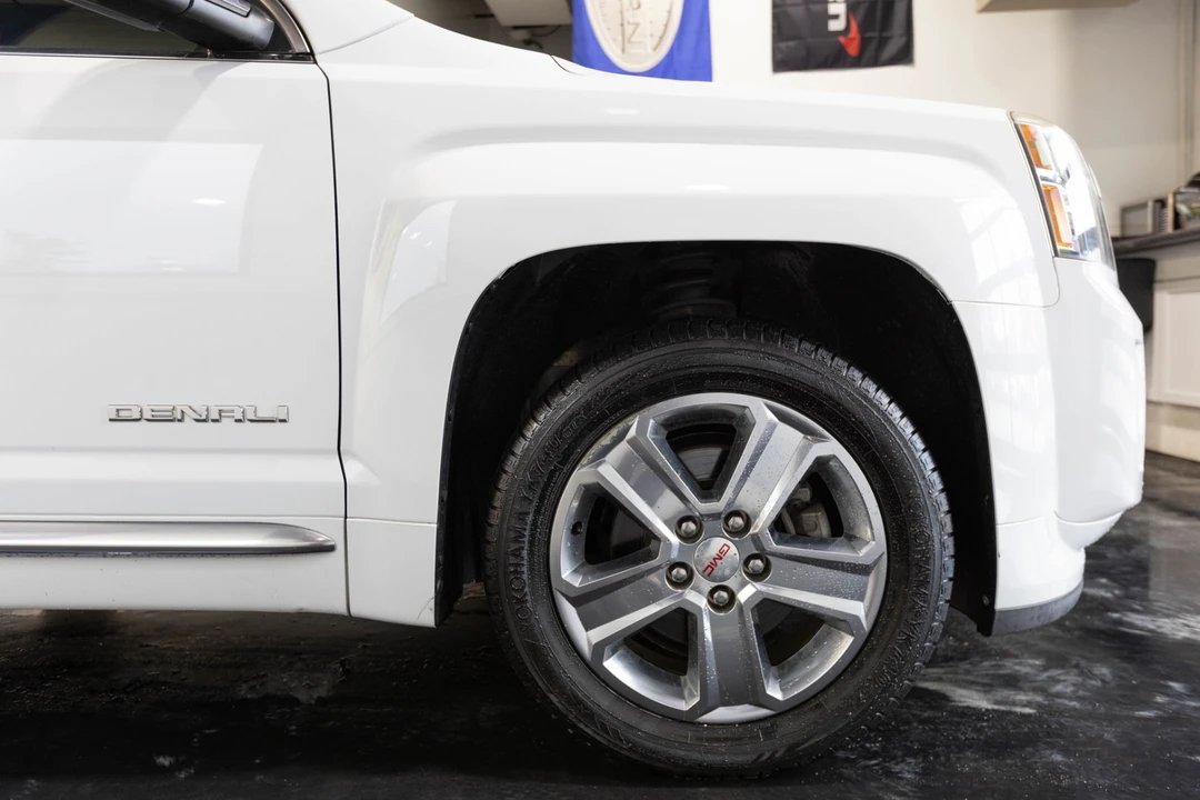 2014 GMC Terrain - Image 15 of 21