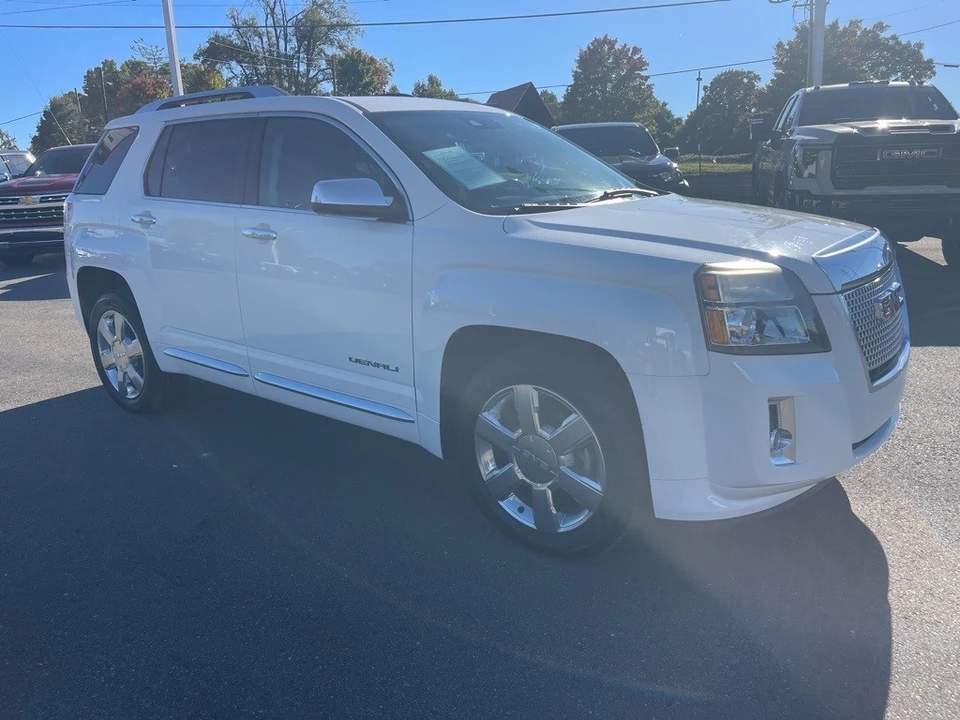 2014 GMC Terrain - Image 7 of 12