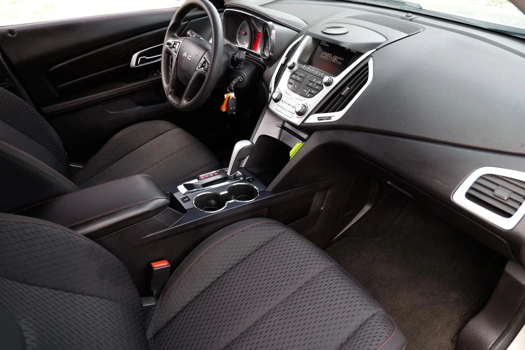 2014 GMC Terrain - Image 18 of 21