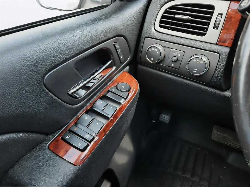 2014 GMC Yukon 3rd Gen - Image 13 of 31