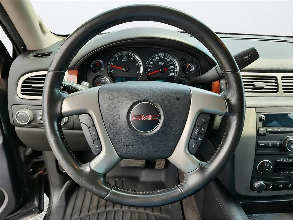 2014 GMC Yukon 3rd Gen - Image 14 of 31