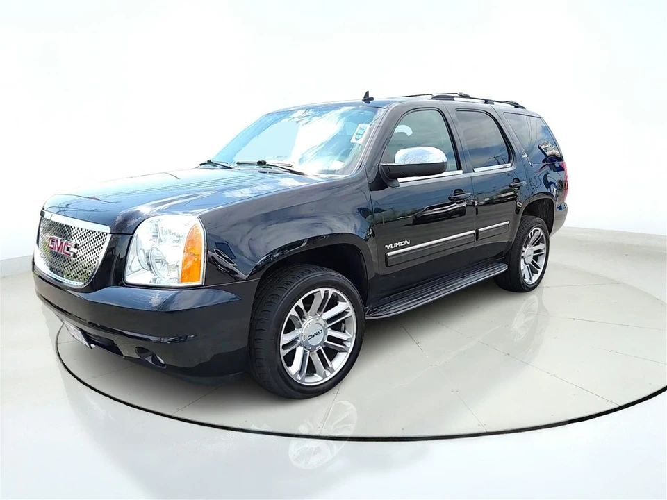 2014 GMC Yukon 3rd Gen - Image 3 of 31