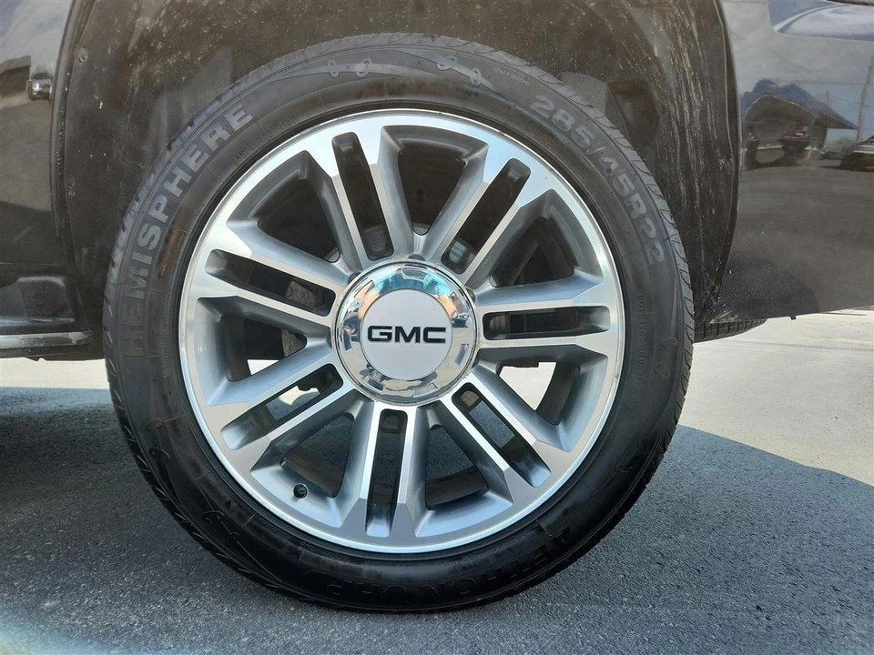 2014 GMC Yukon 3rd Gen - Image 29 of 31