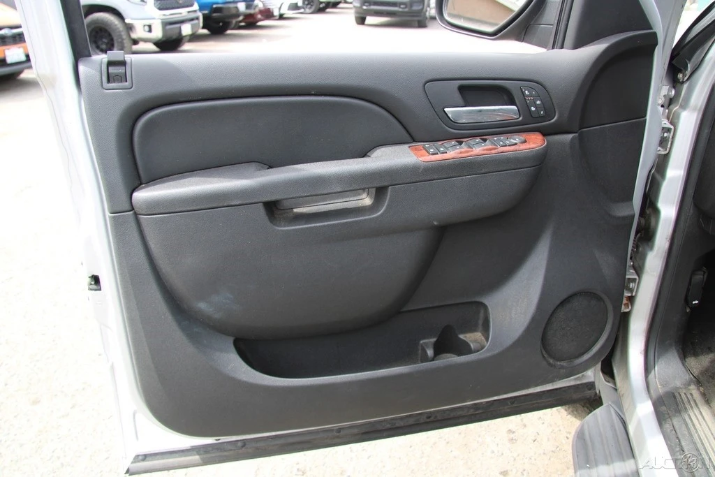 2014 GMC Yukon 3rd Gen - Image 14 of 21