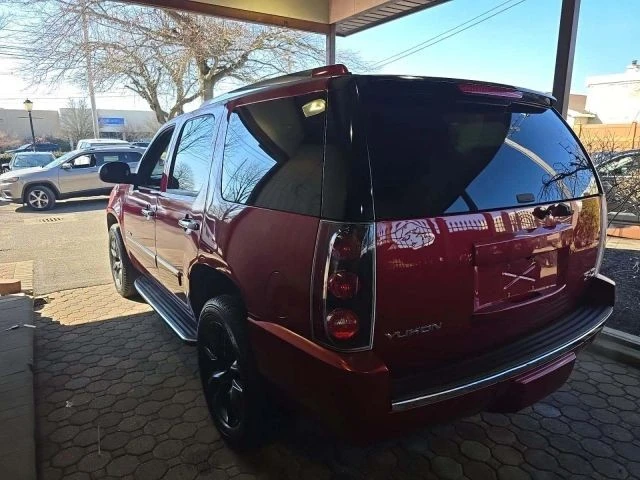 2014 GMC Yukon 3rd Gen - Image 2 of 9