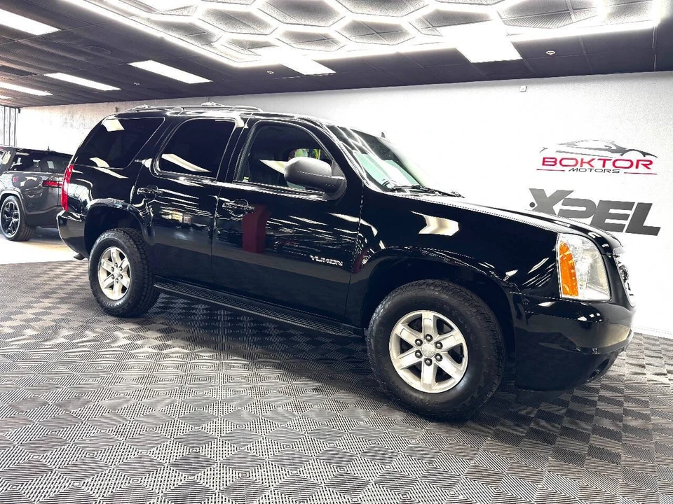 2014 GMC Yukon 3rd Gen - Image 2 of 12