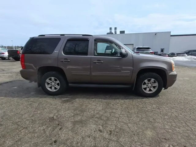 2014 GMC Yukon 3rd Gen - Image 2 of 10