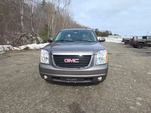 2014 GMC Yukon 3rd Gen - Image 2 of 11