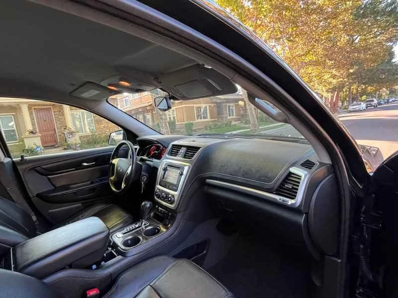 2014 GMC Acadia - Image 10 of 17