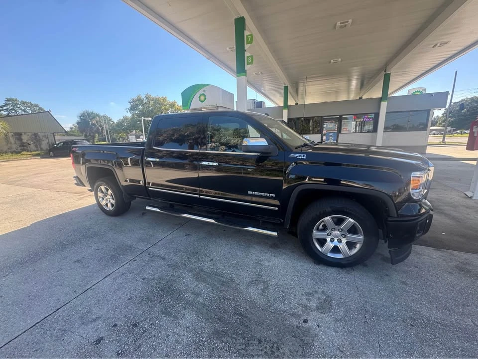 2014 GMC Sierra 3rd Gen - Image 3 of 11