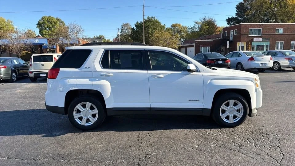 2014 GMC Terrain - Image 2 of 11