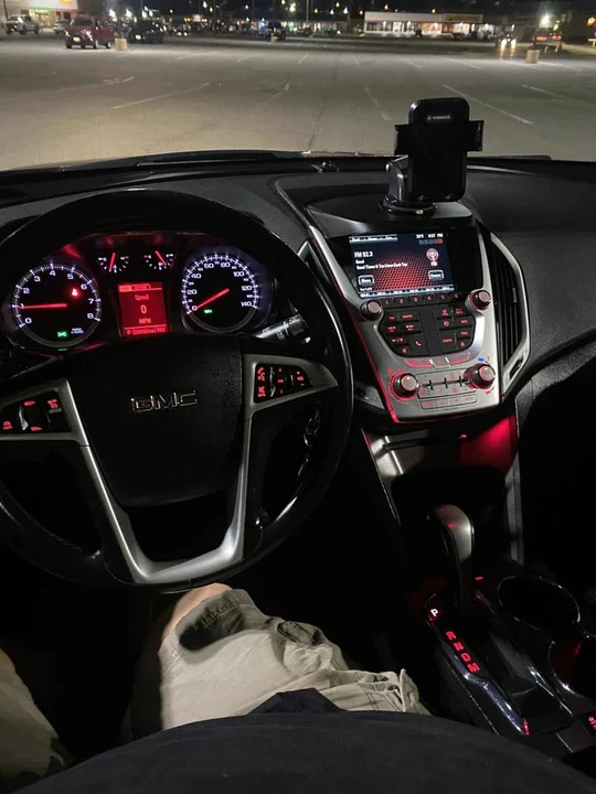 2014 GMC Terrain - Image 18 of 20