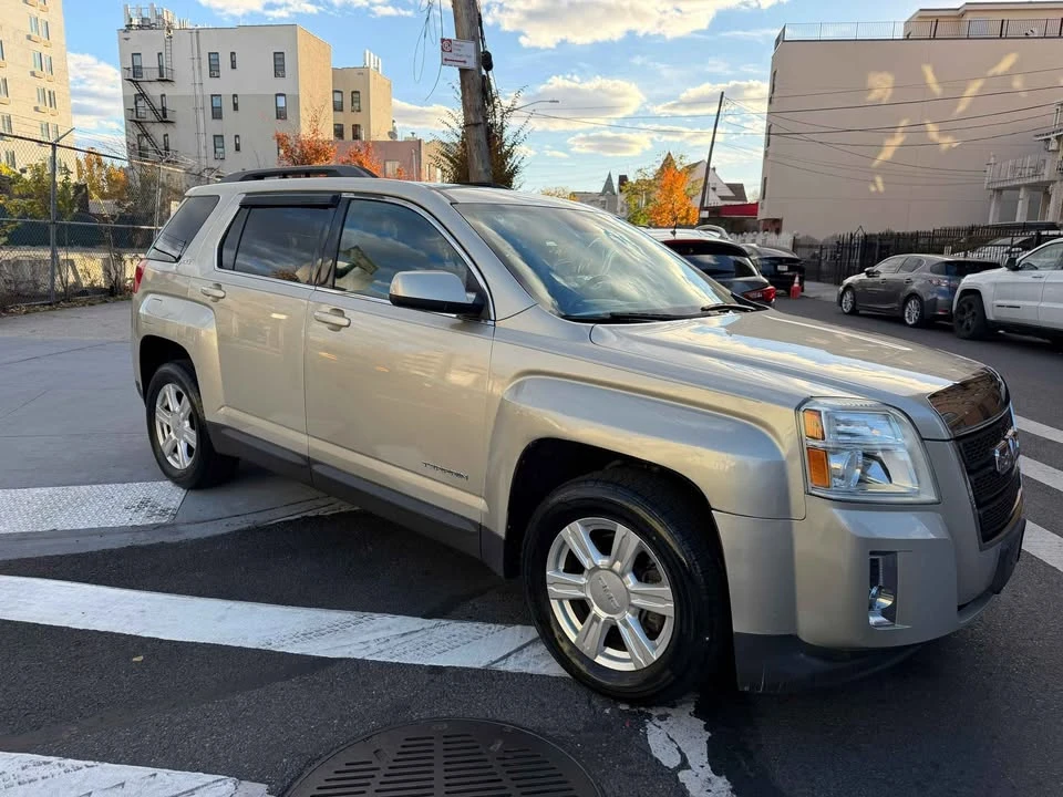 2014 GMC Terrain - Image 2 of 10