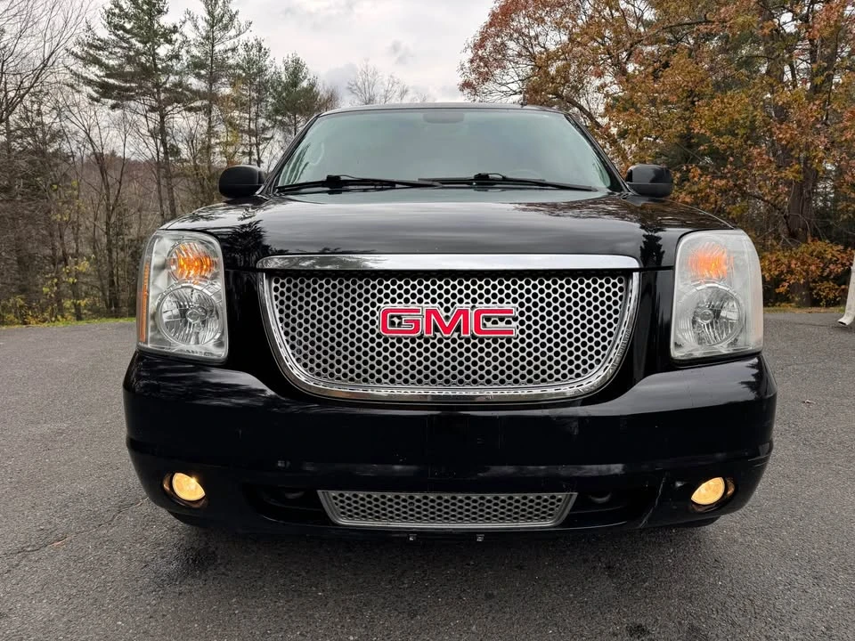 2014 GMC Yukon 3rd Gen - Image 2 of 19
