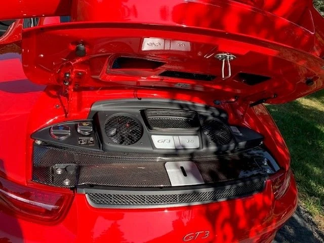 2014 Porsche 991 GT3 - Image 14 of 31