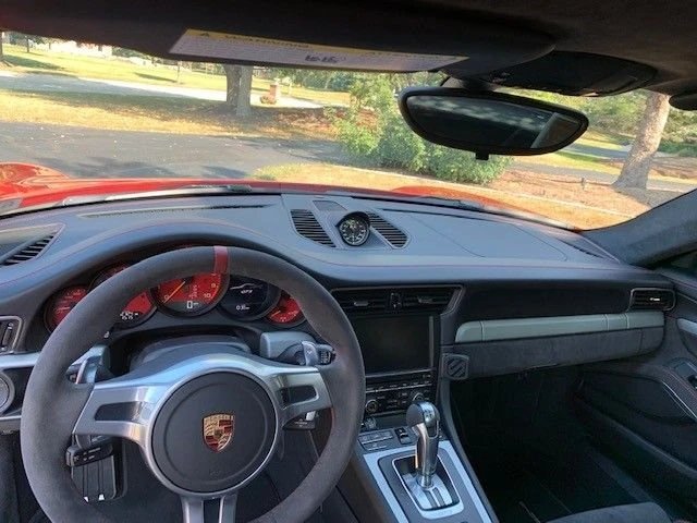 2014 Porsche 991 GT3 - Image 30 of 31