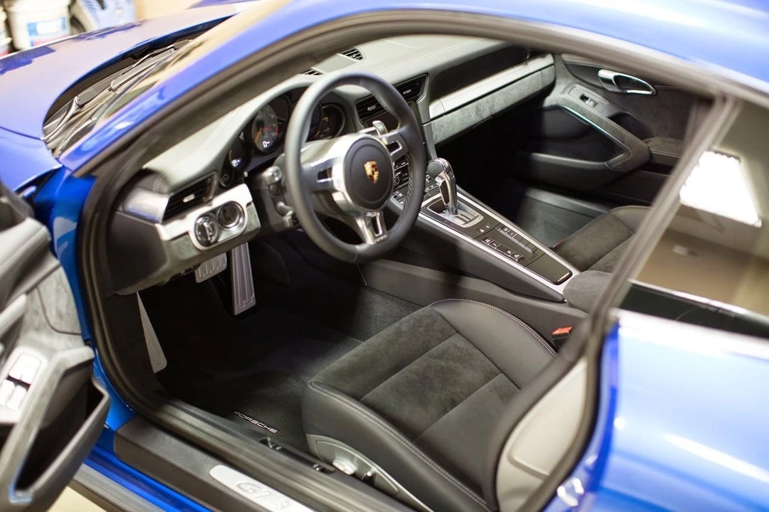 2014 Porsche 991 GT3 - Image 5 of 10