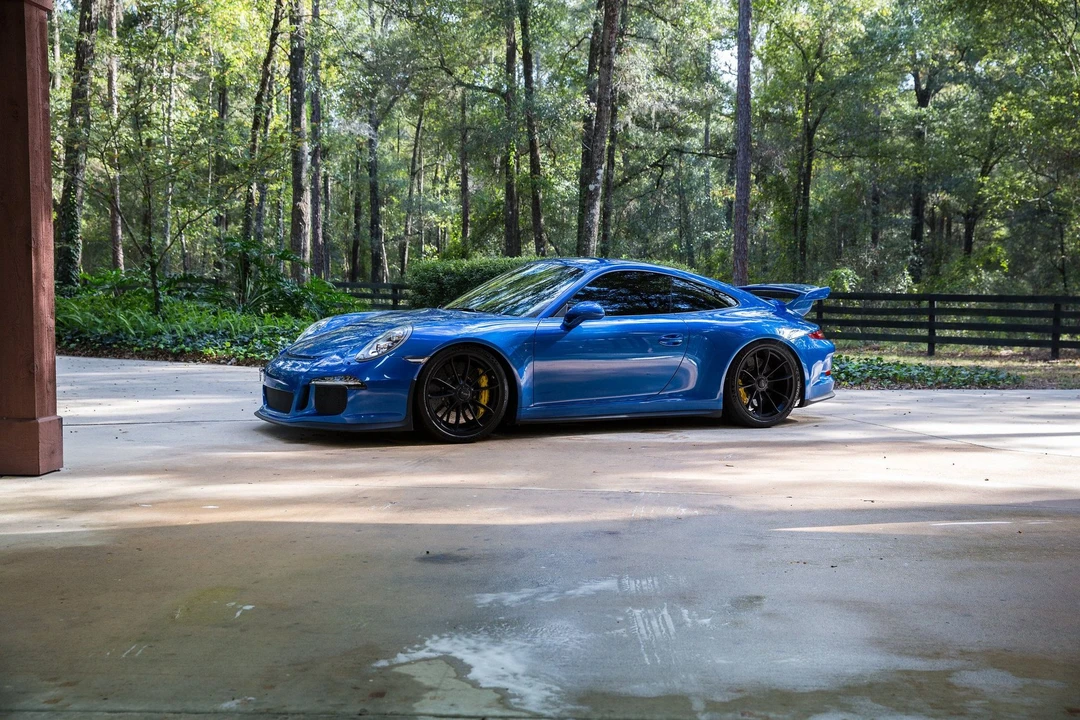 2014 Porsche 991 GT3 - Image 2 of 10