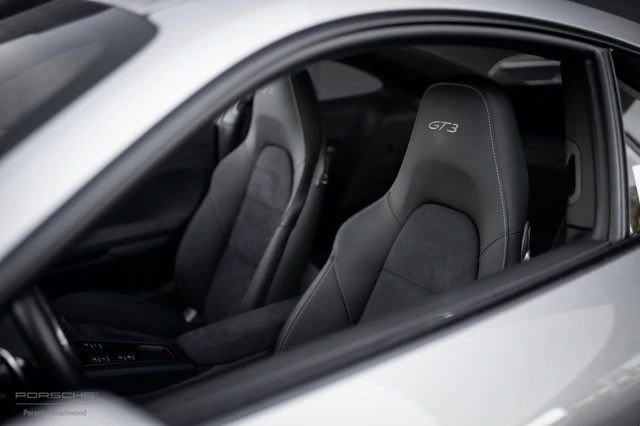 2014 Porsche 991 GT3 - Image 19 of 22