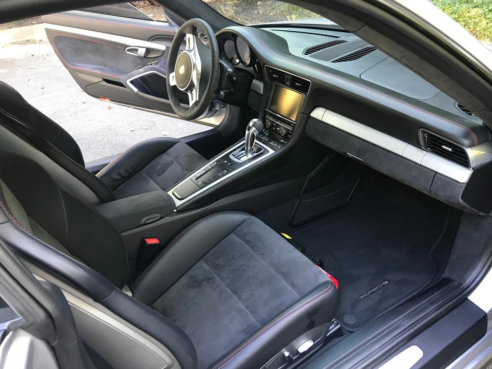2014 Porsche 991 GT3 - Image 12 of 13