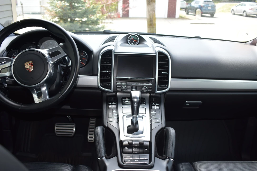 2014 Porsche 958 Cayenne GTS - Image 4 of 28