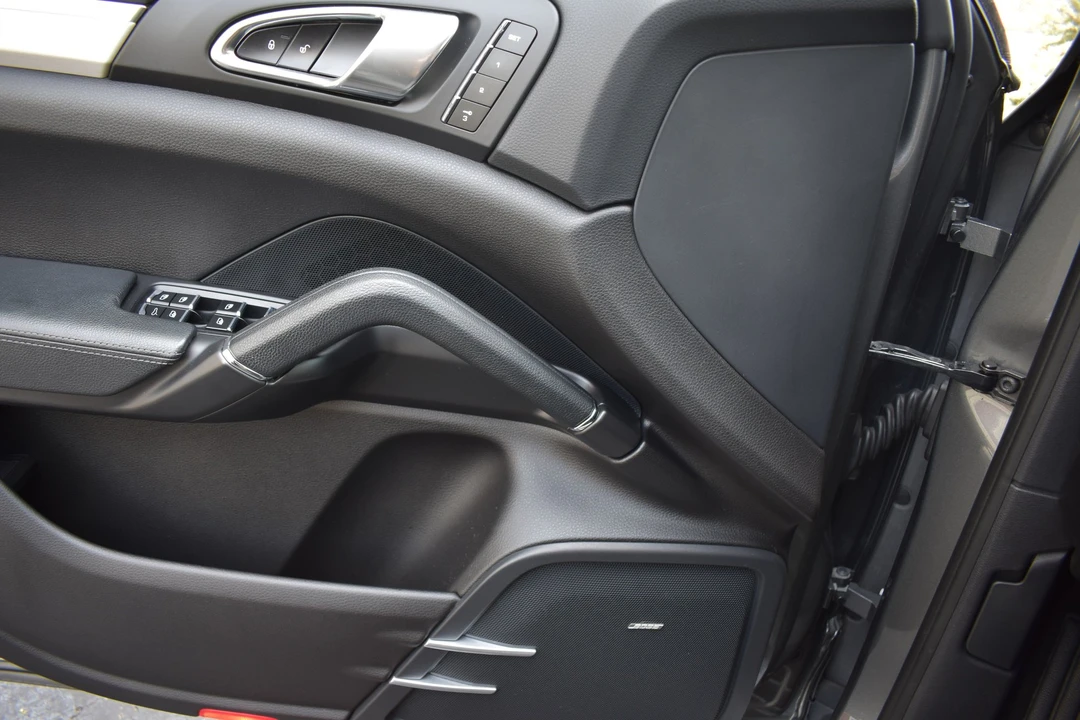 2014 Porsche 958 Cayenne GTS - Image 15 of 28
