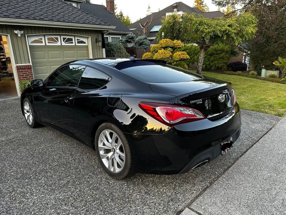 2014 Genesis - Image 7 of 9