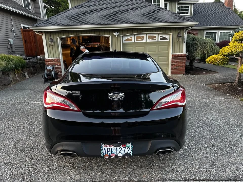 2014 Genesis - Image 3 of 9