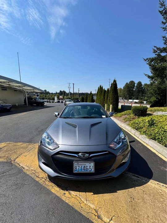 2014 Genesis - Image 3 of 20