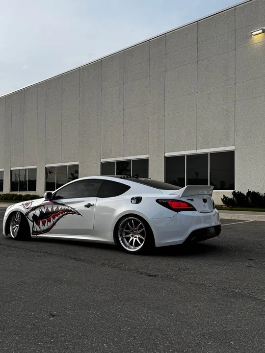 2014 Hyundai Genesis - Image 6 of 16
