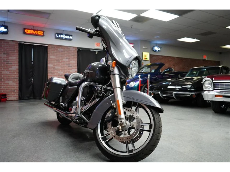 2014 Harley-Davidson - Image 15 of 31