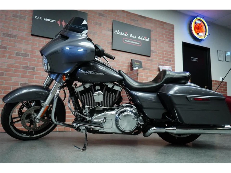 2014 Harley-Davidson - Image 4 of 31