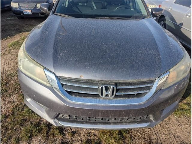 2014 Honda Accord 9th Gen - Image 2 of 11