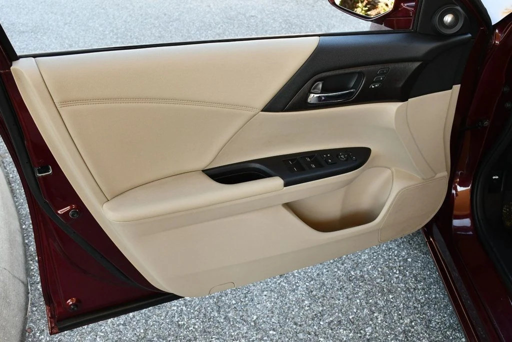 2014 Honda Accord 9th Gen - Image 11 of 31